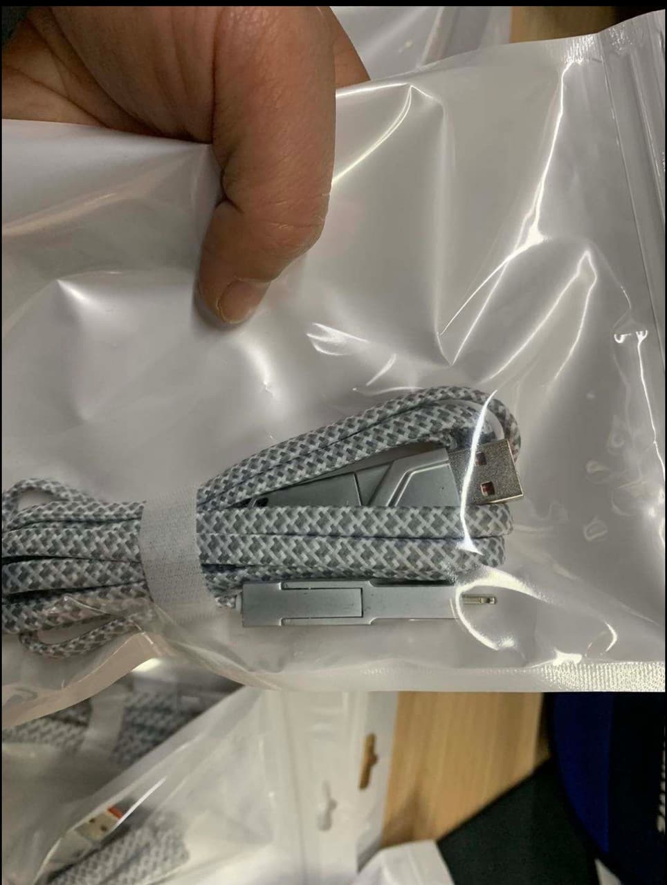 Зарядний кабель 4в1: USB, Type-C, Lightning — універсальний, 2м (grey) thumbnail 4