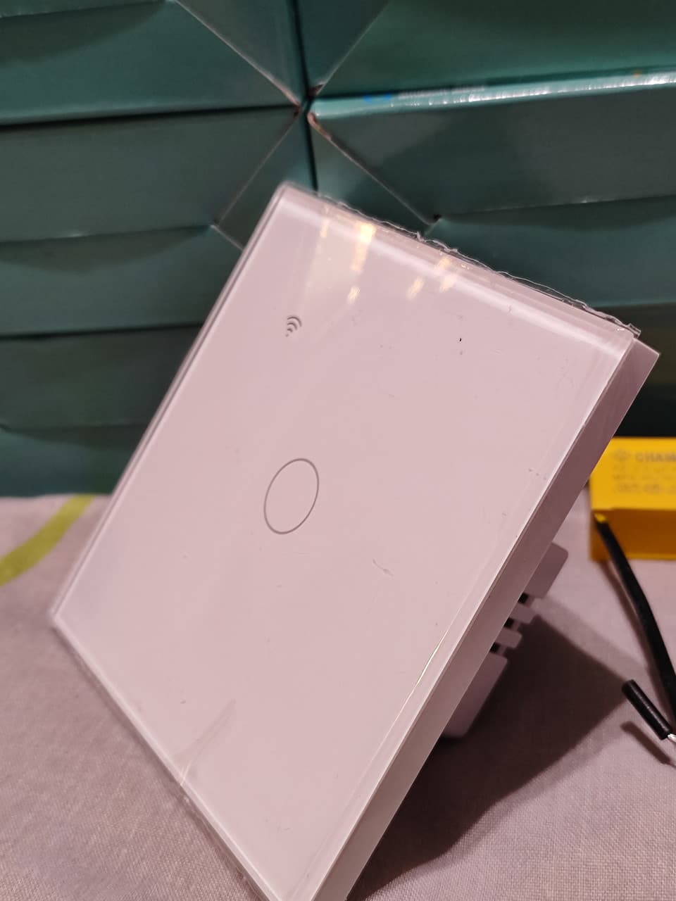 Сенсорний вимикач світла одинарний Tuya Smart Wifi, 220 В thumbnail 4